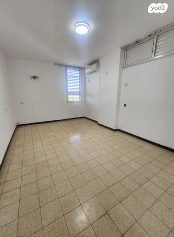 דירה, נווה שרת, תל אביב יפו