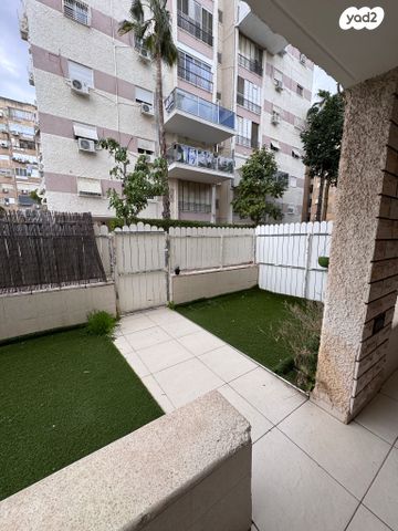 דירת גן, דפנה, קרית ביאליק