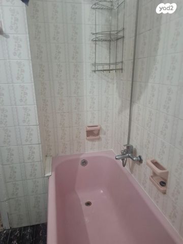 דירה, צבי ש"ץ 8, גרין ועם, חולון