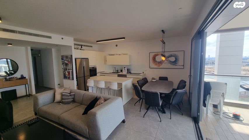 דירה, הרצליה ב', הרצליה