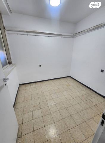 דירה, נווה שרת, תל אביב יפו