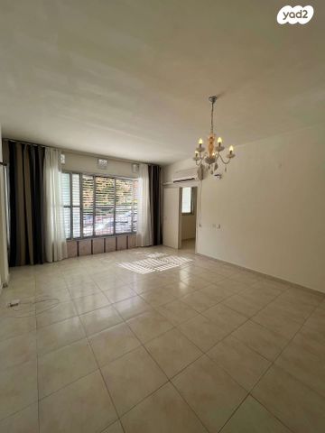 שדרות ירושלים 