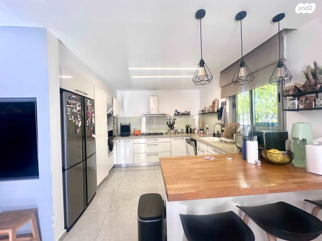 דרך מנחם בגין 