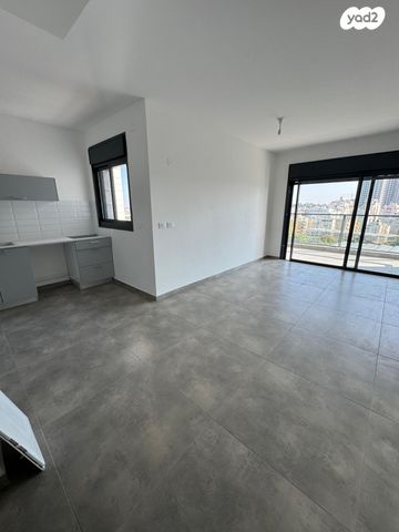 דירה, הרב הרצוג, צפון מערב מרכז העיר, נתניה