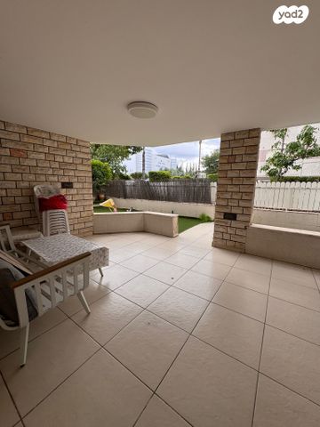 דירת גן, דפנה, קרית ביאליק