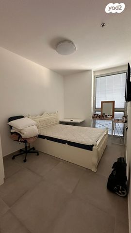 דירה, גרציאני יצחק, גני שרונה, קרית הממשלה, תל אביב יפו