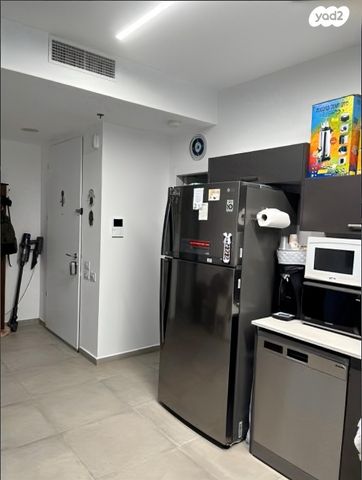 דירה, גרציאני יצחק, גני שרונה, קרית הממשלה, תל אביב יפו