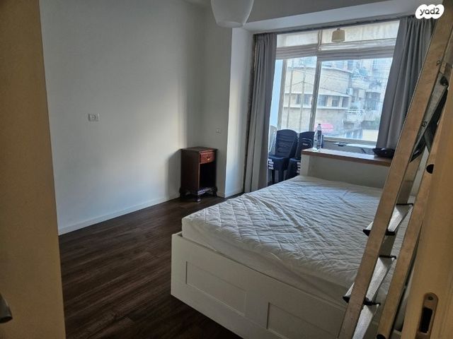 דירה, המלך ג'ורג', ירושלים