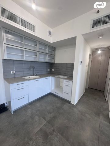 דירה, משה דיין, אפרידר, אשקלון