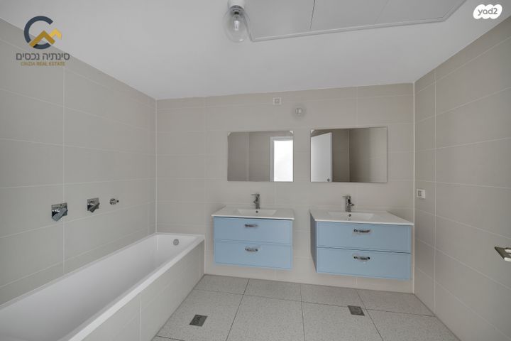 דירה, מתחם הדסים, הוד השרון