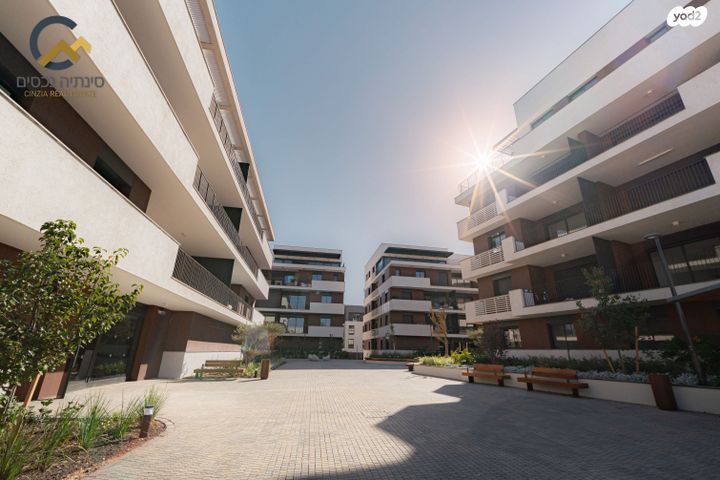 דירה, מתחם הדסים, הוד השרון