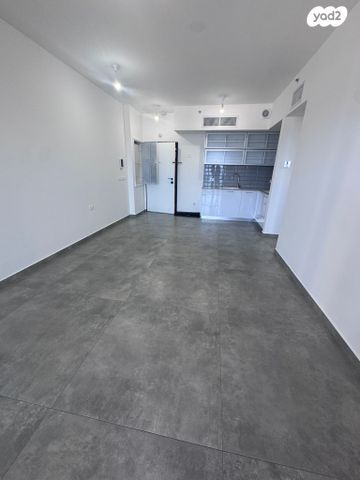 דירה, משה דיין, אפרידר, אשקלון