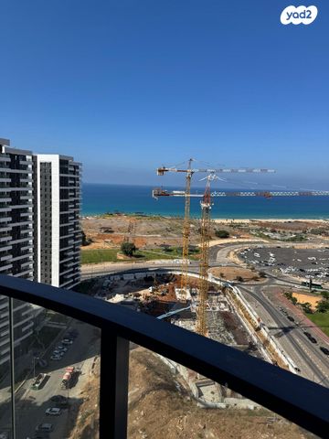 גג/ פנטהאוז, דרך מנחם בגין 1, דרום חדש, פארק הים, בת ים