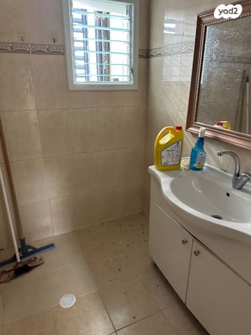 דירה, חביבה רייק 5, לב העיר, בת ים