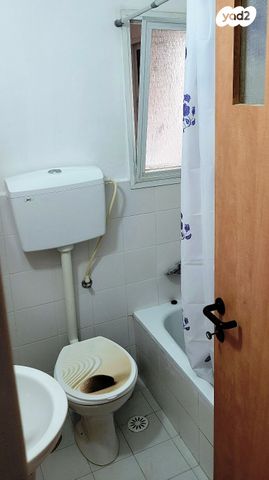 דירה, ערוגות, גני אביב, לוד