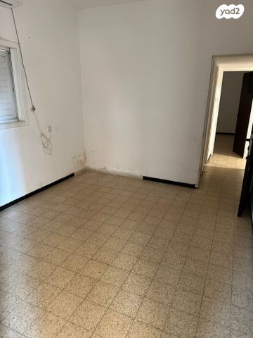 דירה, חביבה רייק 5, לב העיר, בת ים