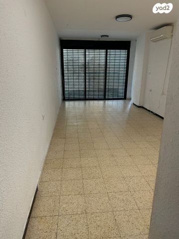 דירה, חביבה רייק 5, לב העיר, בת ים