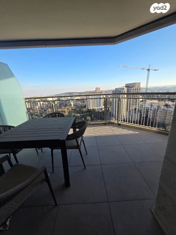 דירה, מאיר שחם, ירושלים