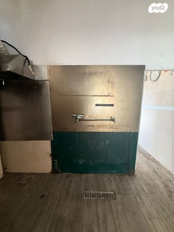 חנויות/ שטח מסחרי, היצירה 25, רמת גן