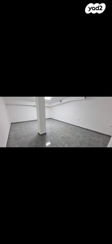 חנויות/ שטח מסחרי, בלפור 33, הגבול רוטשילד, בת ים