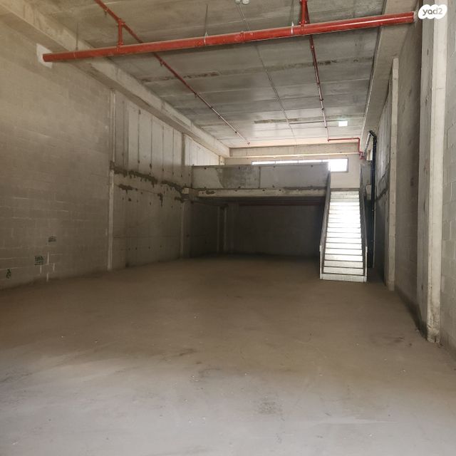 מבני תעשיה, שדרות צורן 19, פארק תעשיות רבין, קרית גת