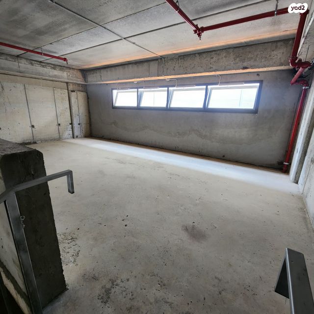 מבני תעשיה, שדרות צורן 19, פארק תעשיות רבין, קרית גת