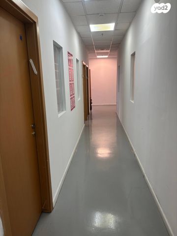 משרדים, שדרות גיבורי ישראל, אזור תעשיה ספיר, נתניה