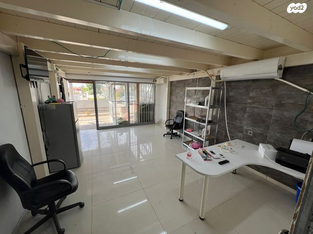 חנויות/ שטח מסחרי, מעגלים