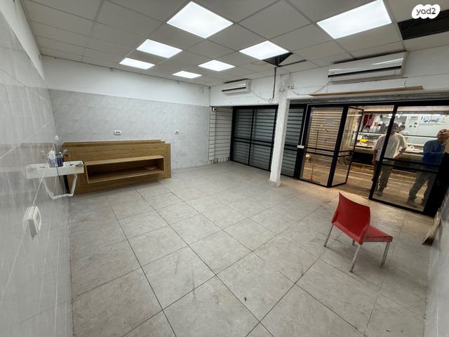 חנויות/ שטח מסחרי, לב העיר, טבריה