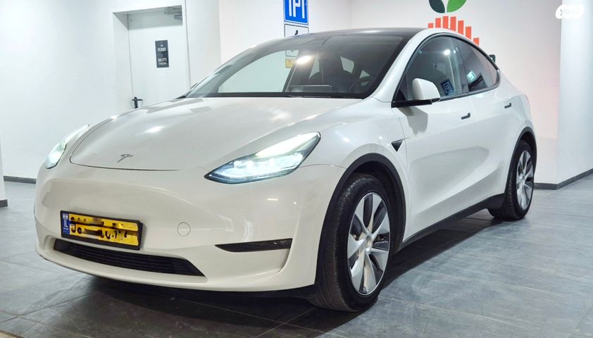 מודעת רכב טסלה מודל Y