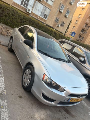 מודעת רכב מיצובישי לנסר