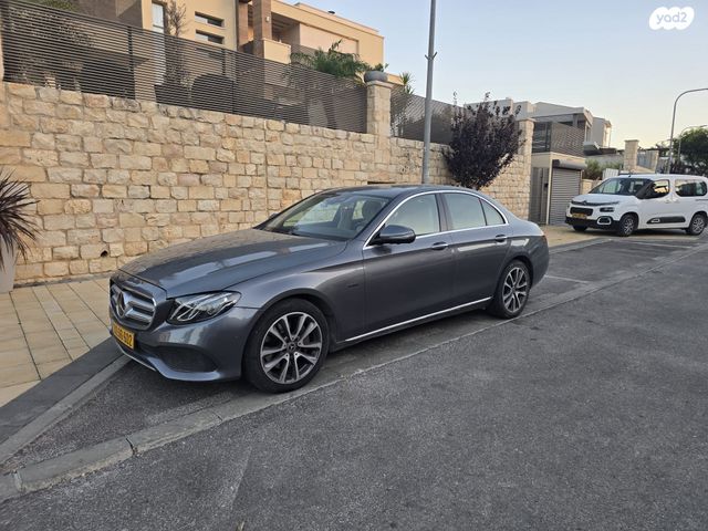 מרצדס-בנץ E-class