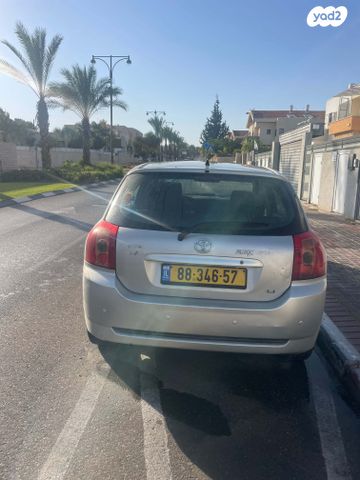 טויוטה קורולה