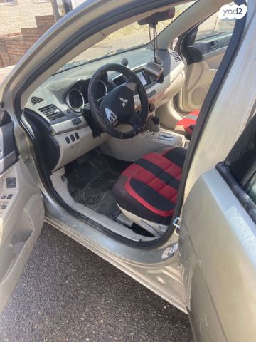 מודעת רכב מיצובישי לנסר