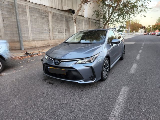 מודעת רכב טויוטה קורולה