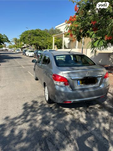 מודעת רכב מיצובישי אטראז'