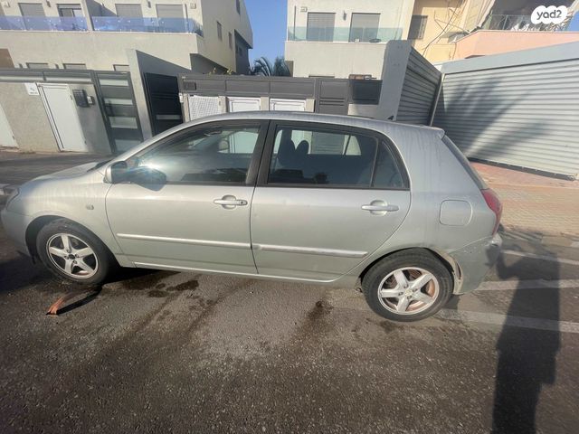 טויוטה קורולה