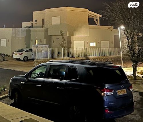 מודעת רכב סאנגיונג רודיוס