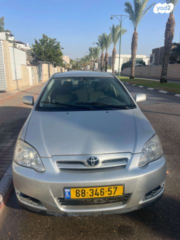 טויוטה קורולה