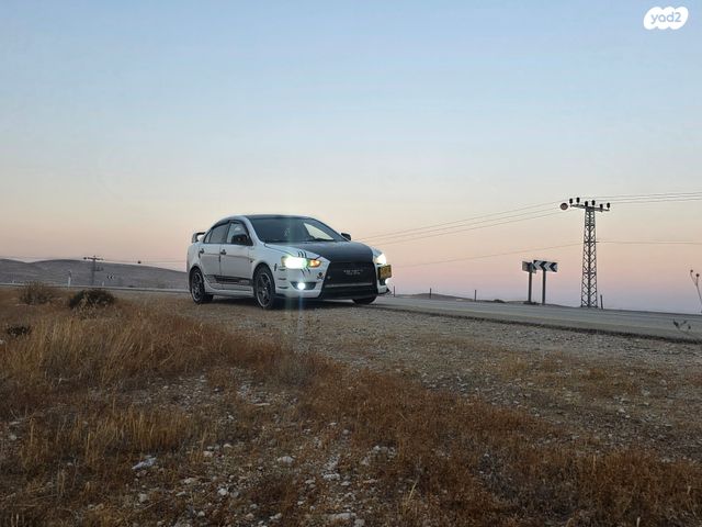 מיצובישי לנסר