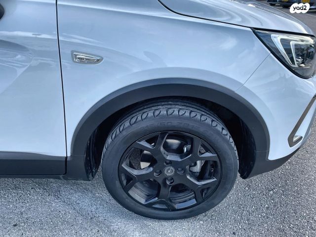 אופל קרוסלנד