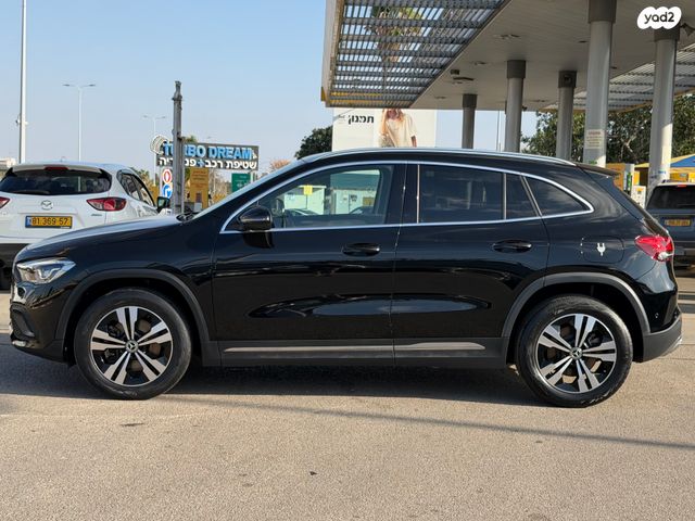 מרצדס-בנץ GLA