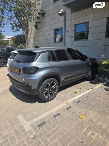 מודעת רכב ג'יפ אוונגר