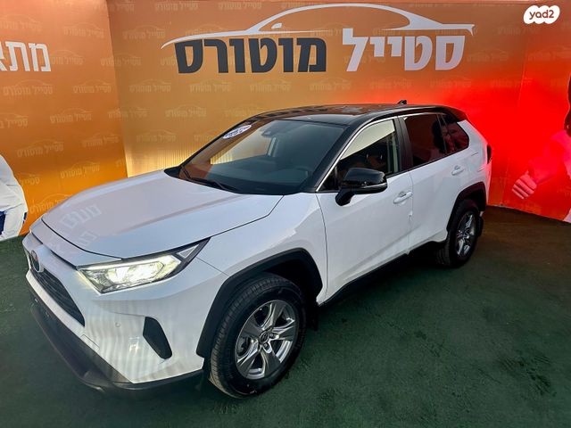 טויוטה RAV4