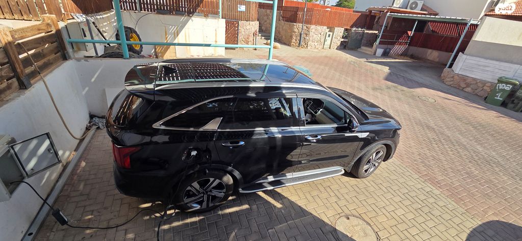 מודעת רכב קיה סורנטו