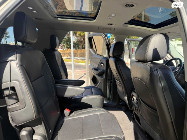 שברולט טראוורס