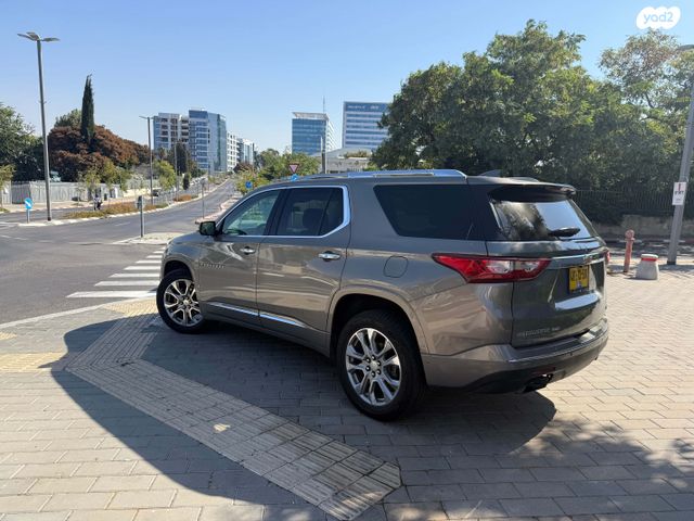 שברולט טראוורס