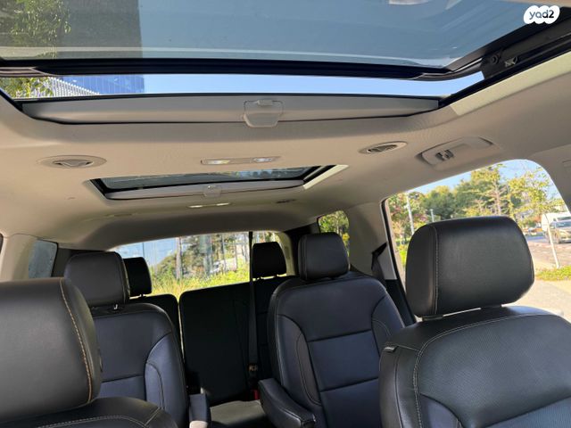 שברולט טראוורס