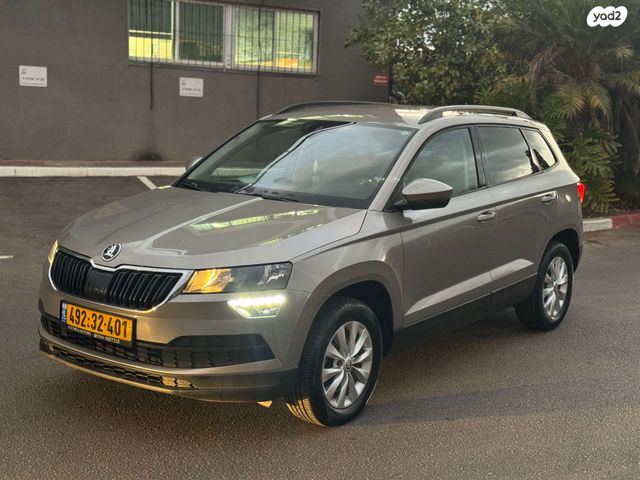 מודעת רכב סקודה קארוק