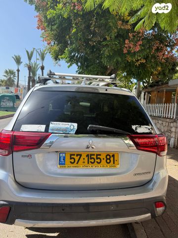 מיצובישי אאוטלנדר